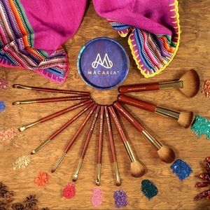 Makeup Brushes